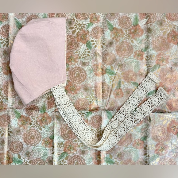 Handmade, Reversible, Light Pink And Cream Baby Bonnet🩷 - Picture 5 of 7